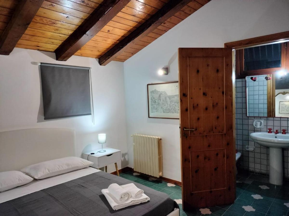 Villa Letizia Rooms & Apartments Noto Exterior photo